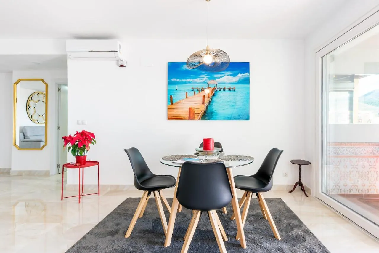 La Nogalera - Sea View Apartment In The Heart Of Torremolinos İspanya